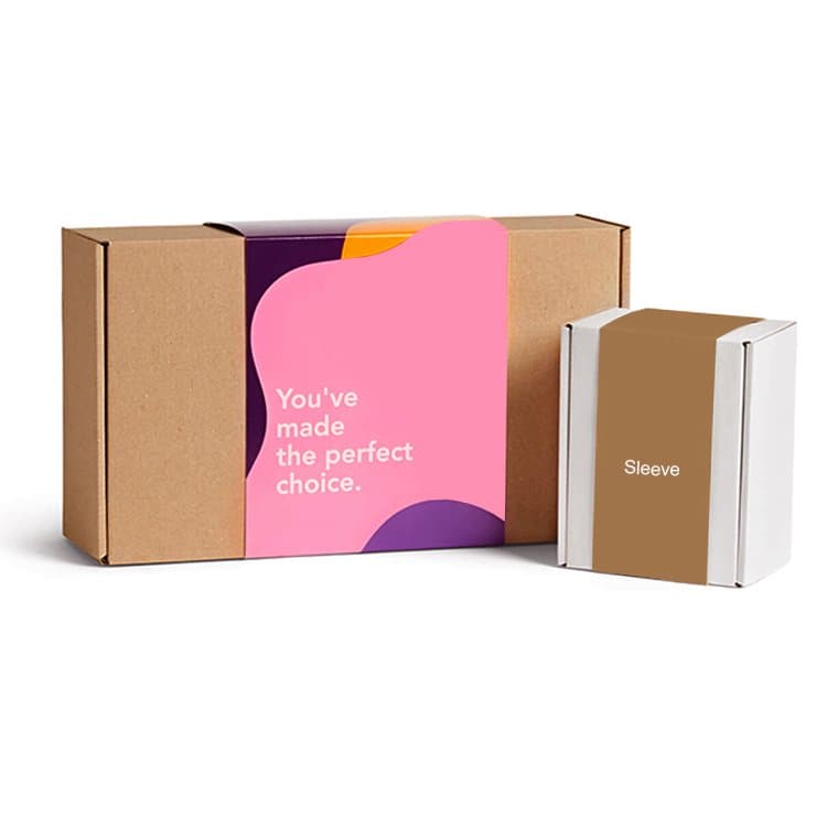 A kraft mailer box with a printed belly band around the middle, next to a small white box with a plain band