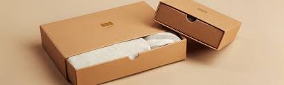 What kind of packaging is best for mailing clothing